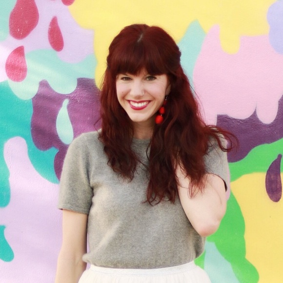 Meet your Posher, Brooke - Picture 1 of 1